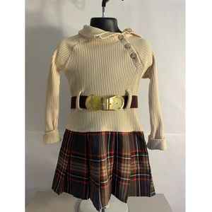 A fall all-in-one skirt and sweater ensemble